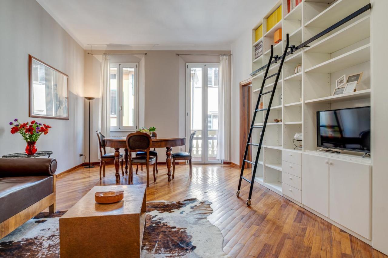 A Due Passi Dalla Pinacoteca Apartment Болонья Экстерьер фото