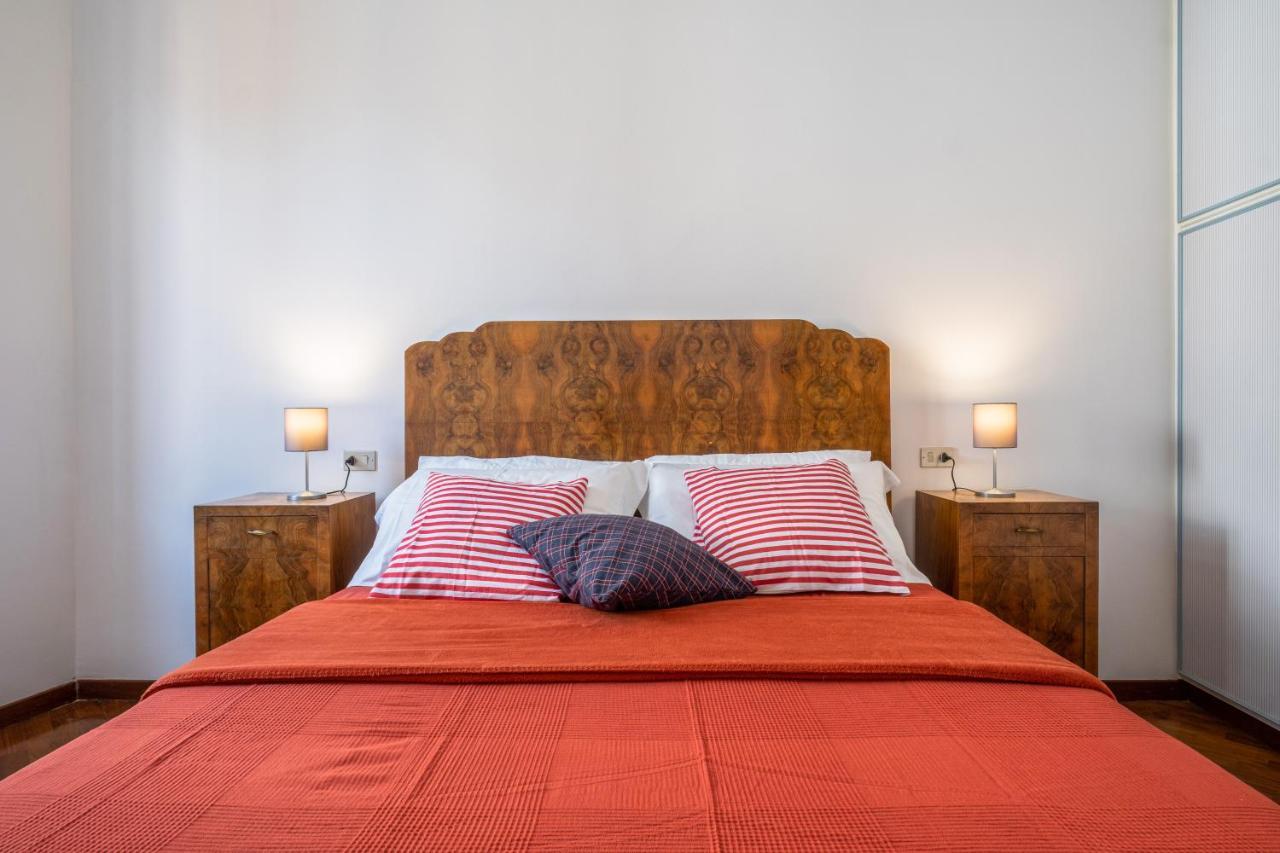 A Due Passi Dalla Pinacoteca Apartment Болонья Экстерьер фото